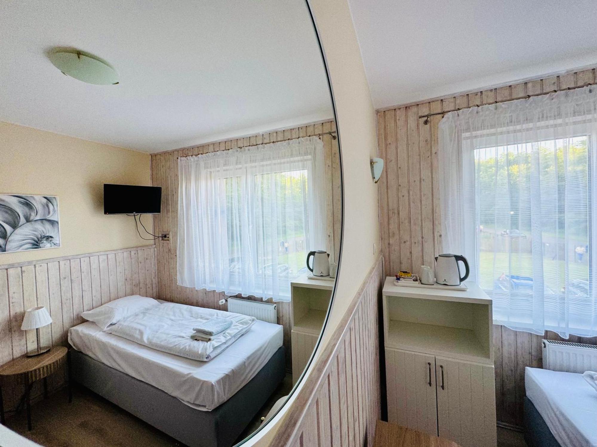Bed & Breakfast Marlin Pobierowo